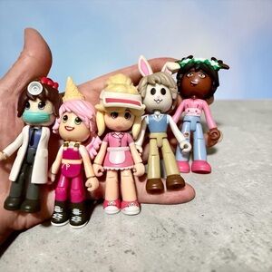 Roblox Adopt Me Plus Series Figures Doll SIX